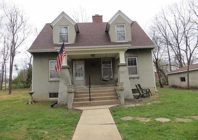 1st image of 931 Leestown Ln