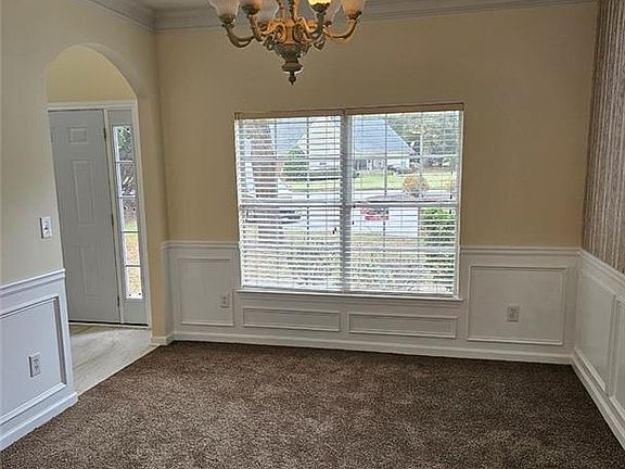 5th image of 20 Academy Ct