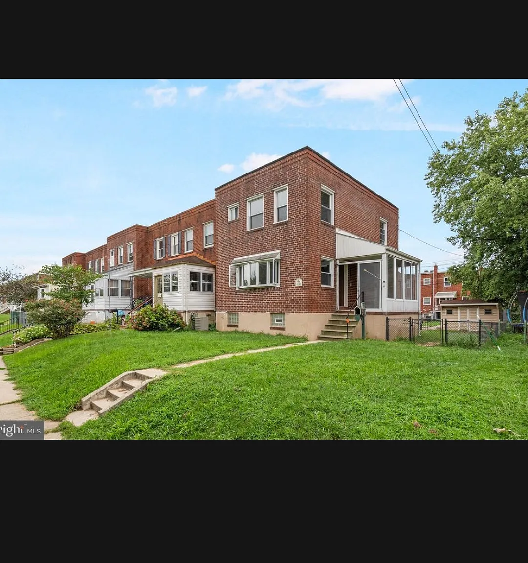3 bed, 1520 sqft, $2,300 — Photo 2