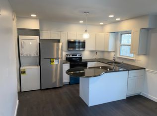 129 High Top Cir #2R, Hamden, CT 06514