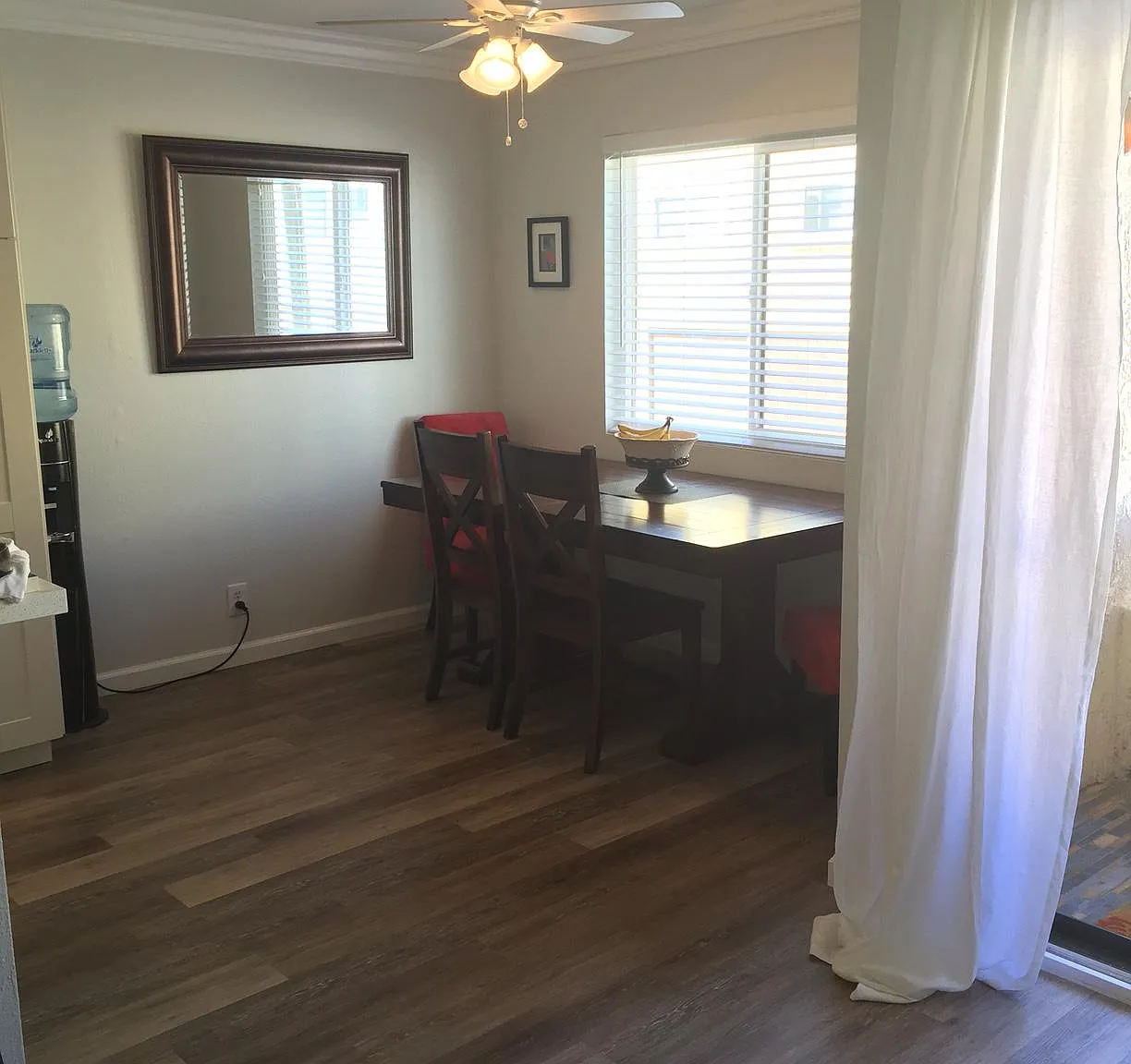 2 bed, 835 sqft, $3,695 — Photo 3