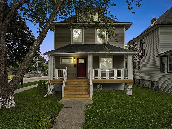 3rd image of 1301 S 6th Ave