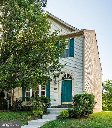 1st image of 211 Mary Jane Ln