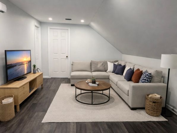 707 E 30th St Floor 2