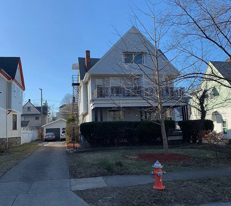 1298 W. 111th