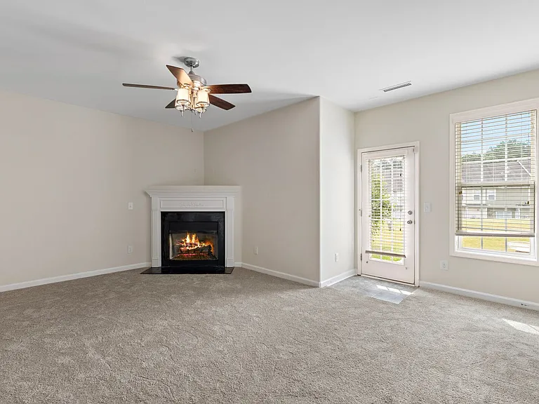 3240 Warm Springs Ln — Photo 7