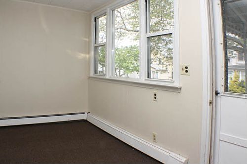 3rd image of 1786 E 51st St