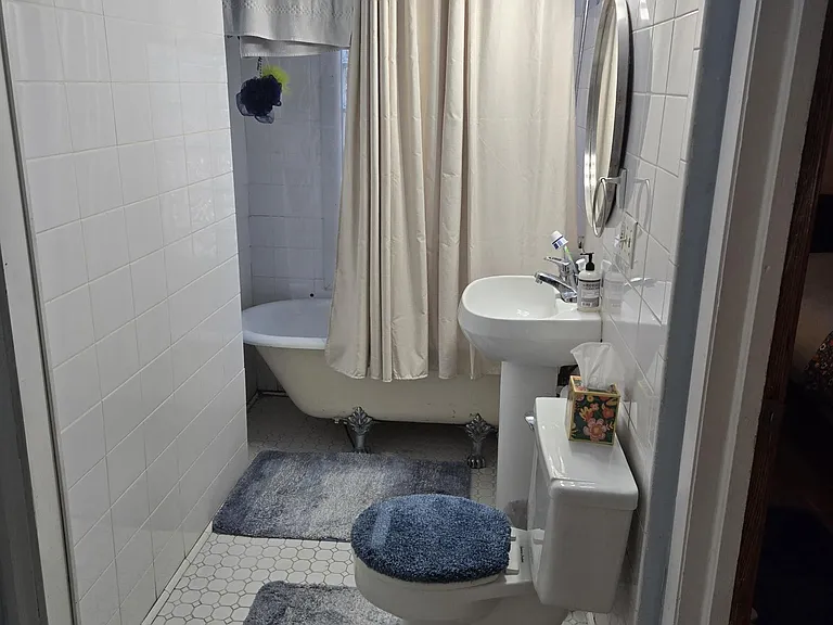 3024 Harriet Ave — Photo 3