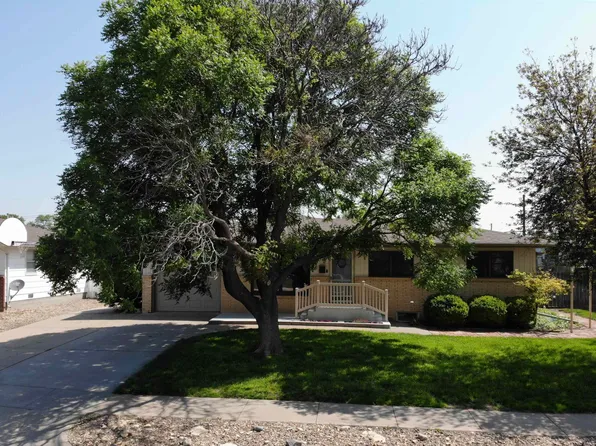 1510 Haney Dr, Hays, KS 67601