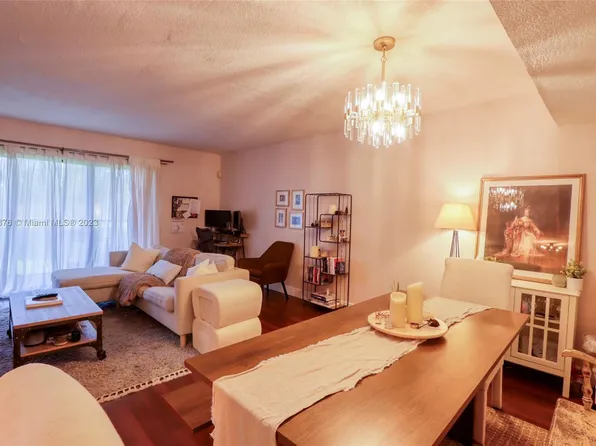 8415 SW 107th Ave APT 226W, Miami, FL 33173