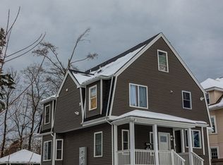 34 Leyfred Ter, Springfield, MA 01108