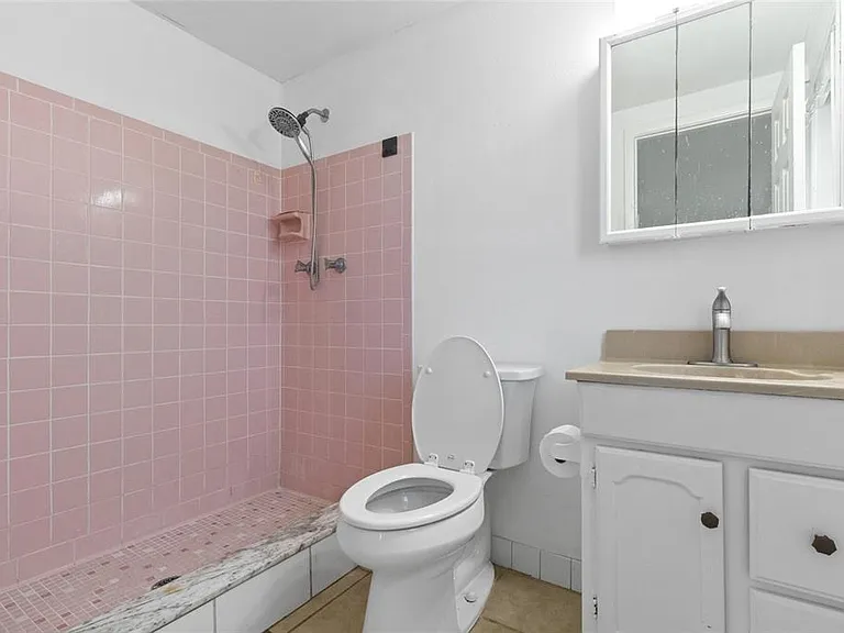 3327 Garfield Dr — Photo 17