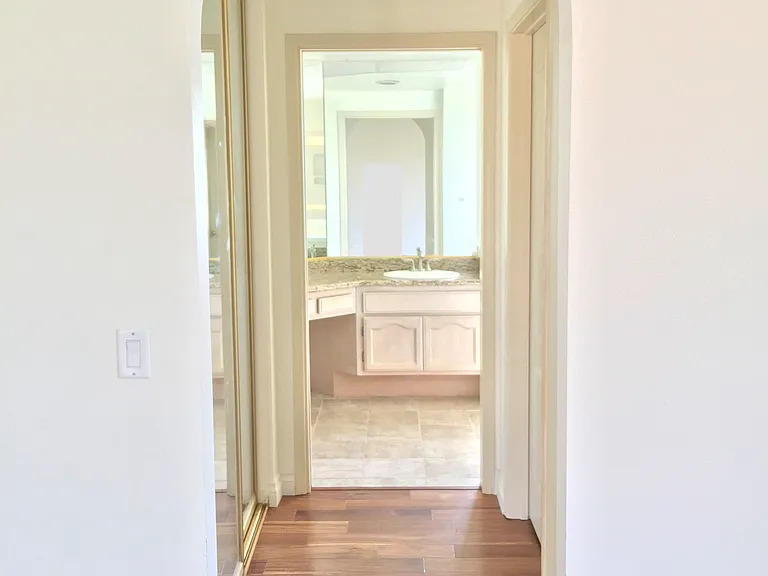 12021 Falcon Crest Way — Photo 6