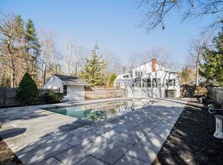 2 Driftwood Rd, Derry, NH 03038