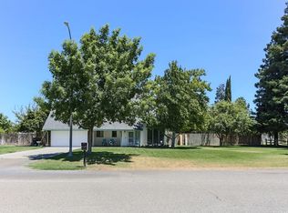 4398 Buckeye Ln, Atwater, CA