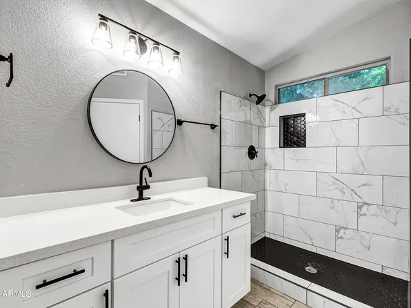 1744 E LOS ALAMOS Street, Gilbert, AZ 85295