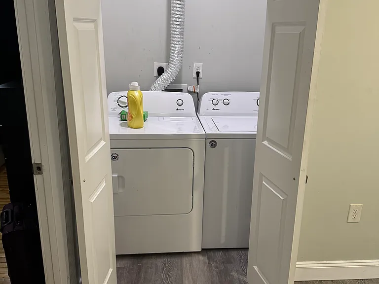 91 E Ashland St #1 — Photo 3