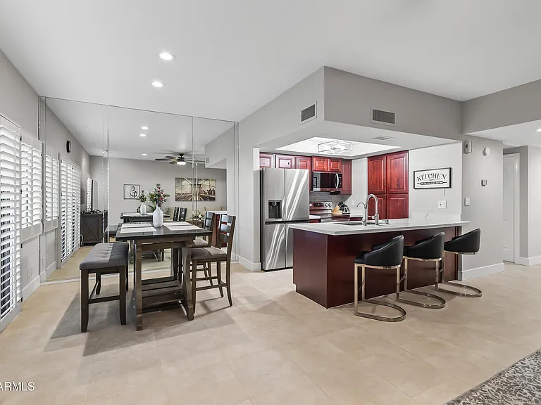 9705 E Mountain View Rd #1038 — Photo 3