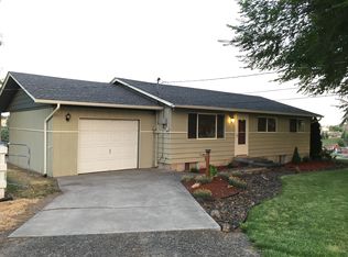 721 Tibbling Rd, Selah, WA 98942