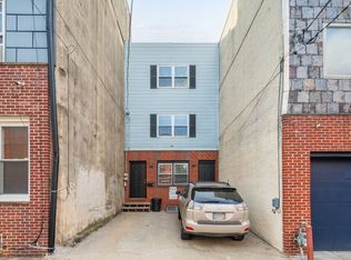 944 New Market St #2, Philadelphia, PA 19123