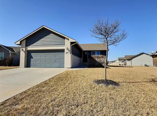 1621 N Thoroughbred St, Wichita, KS 67235
