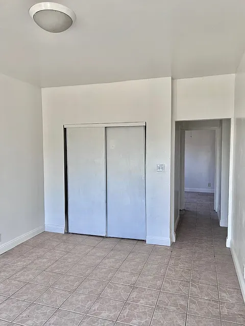 Studio, 550 sqft, $1,450 — Photo 3