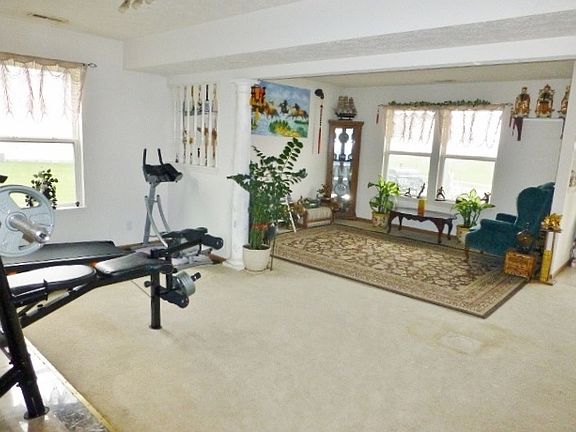 3rd image of 5228 Wilmington Cir