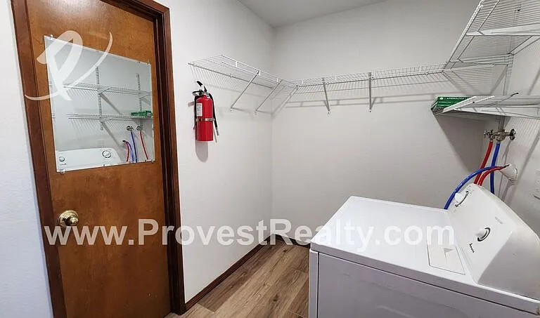 6078 Spruce St #C — Photo 33