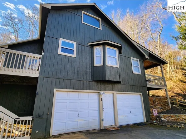 393 Green Cove Road, Sugar Mountain, NC 28604