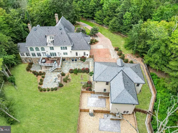 12792 Yates Ford Rd, Clifton, VA 20124
