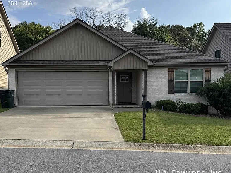 5425 University Gardens Dr — Photo 1