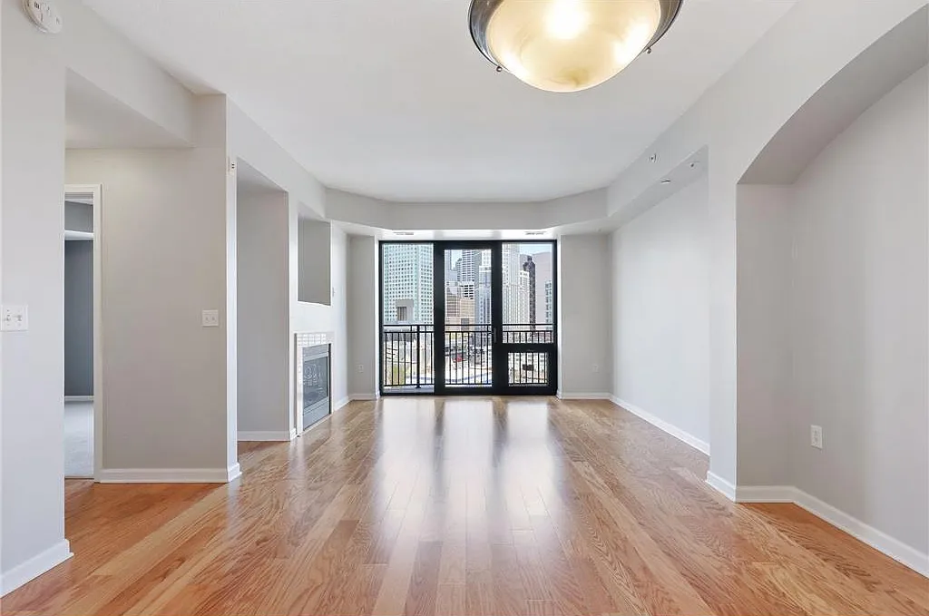1 bed, 1.0 bath, 907 sqft, $1,895 — Photo 4