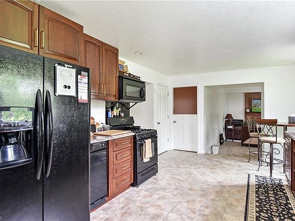 5th image of 69 Duncan Dr