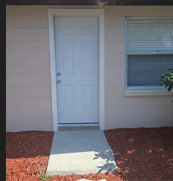 655 Rolfe St — Photo 5