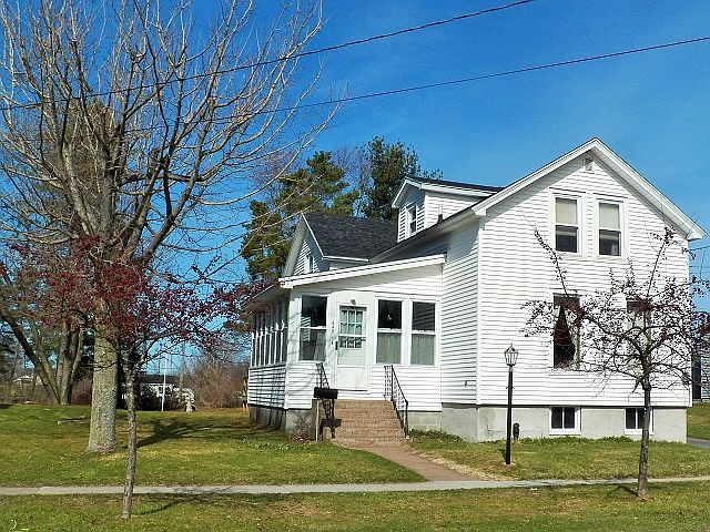 CHARMING VILLAGE HOME