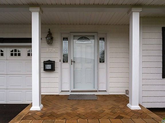 3rd image of 178 Berry Hill Ct