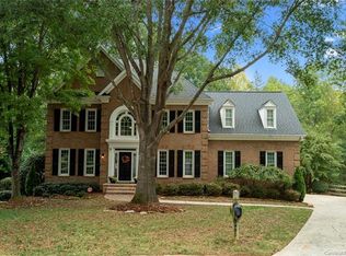 2400 Honey Creek Ln, Matthews, NC 28105