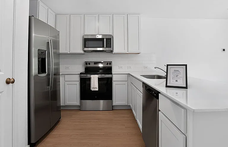 Sienna at Applewood Grove Rental Homes — Photo 3