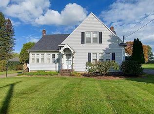 178 N Main St, Seneca, PA 16346