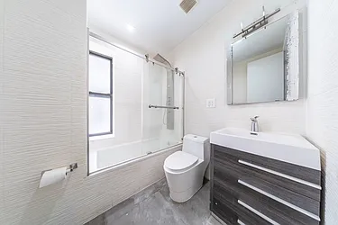 Rented by Platinum Properties