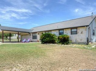 525 River Ranch Dr, Bandera, TX 78003