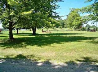 485 E 700 N, Howe, IN 46746