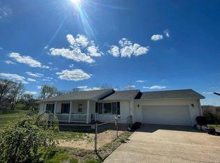 601 Quail Run Rd, Iberia, MO 65486