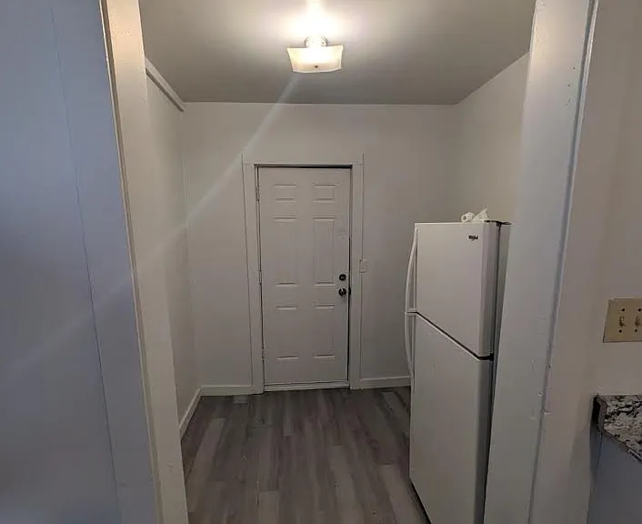 171 Frank St #A — Photo 6
