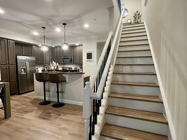 15181 Leicestershire St — Photo 10