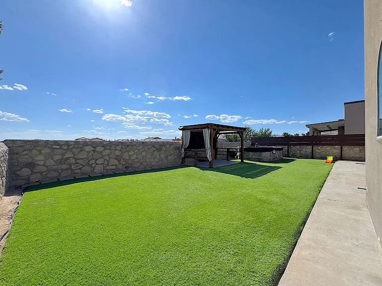 809 Angram Pl — Photo 22