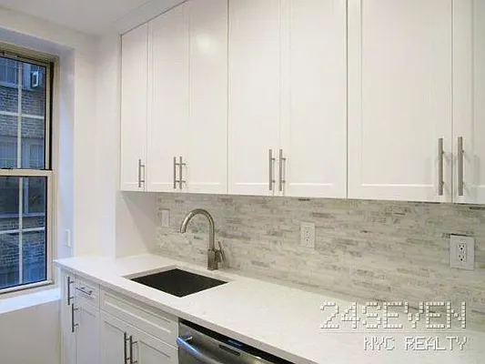 Rented by 24 7 NYC Realty Inc. | media 36