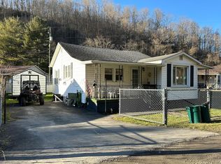 109 Lower Btm, Rhodell, WV 25915