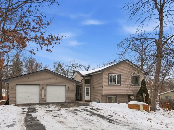 12011 Dogwood St, Zimmerman, MN 55398