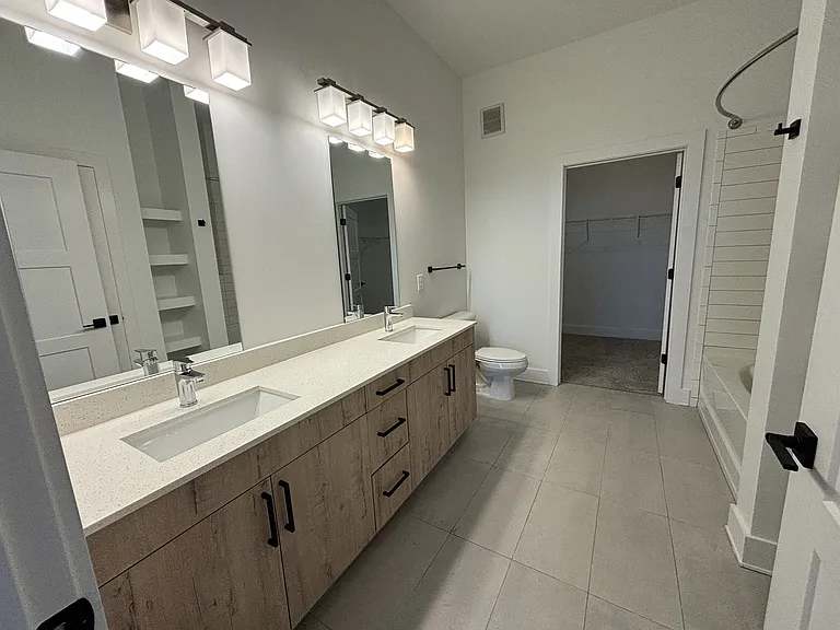The Argos Apartments on The Beltline — Photo 120